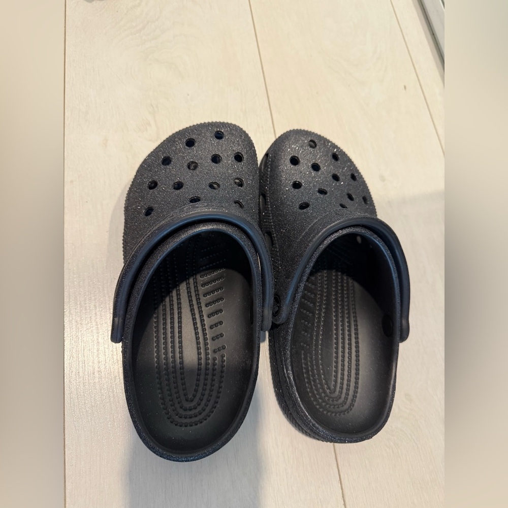 Crocs - Picture 3 of 3